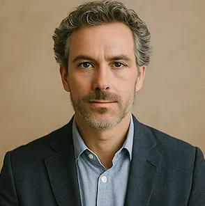 Marco R.
